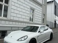 Gebraucht Porsche Panamera 250 PS (183 kW) 2012 Weiß Kleinwagen