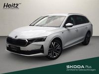 Gebraucht Skoda Octavia Selection 150 PS (110 kW) 2025 Moonweiss metallic Kombi