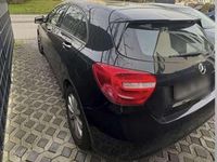 Gebraucht Mercedes 180 109 PS (80 kW) 2013 Schwarz Limousine