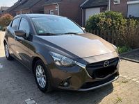 Gebraucht Mazda 2 Center-Line 105 PS (77 kW) 2016 Braun Limousine