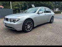 Gebraucht BMW 735 272 PS (200 kW) 2002 Silber Limousine