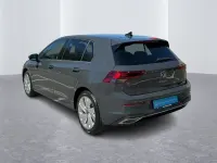 Gebraucht VW Golf VIII Style 150 PS (110 kW) 2024 Grau Limousine