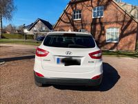 Gebraucht Hyundai ix35 135 PS (99 kW) 2014 Weiß SUV