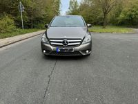 gebraucht Mercedes A180 BNeuer Text! - Sportpaket, Navi, AHK