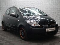 Gebraucht Mitsubishi Colt Inform 95 PS (69 kW) 2006 Cosmosschwarz Kleinwagen