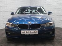 Gebraucht BMW 320 Advantage 190 PS (139 kW) 2017 Blau Kombi