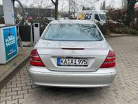 Gebraucht Mercedes E350 Classic 272 PS (200 kW) 2005 Limousine