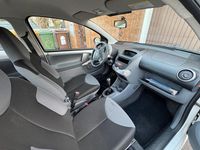 Second-hand Citroën C1 68 CP (50 kW) 2011 Alb Hatchback