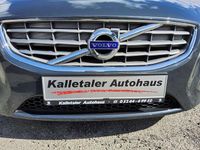 Gebraucht Volvo V60 Momentum 163 PS (119 kW) 2011 Savile grey / metallic Kombi