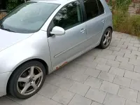 Gebraucht VW Golf V 85 PS (62 kW) 2005 Silber Kleinwagen