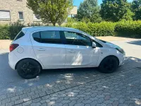 Gebraucht Opel Corsa 90 PS (66 kW) 2016 Weiß Kleinwagen