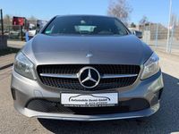 Gebraucht Mercedes A180 122 PS (89 kW) 2015 Grau Kleinwagen