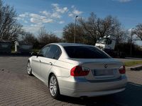 Gebraucht BMW 320 150 PS (110 kW) 2006 Silber Limousine