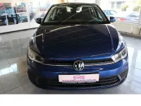 Second-hand VW Polo Life 95 CP (69 kW) 2023 Albastru Hatchback