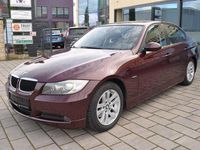 Gebraucht BMW 318 Advantage 143 PS (105 kW) 2008 Rot Limousine