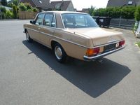 Gebraucht Mercedes 200/8 95 PS (69 kW) 1975 Beige Limousine