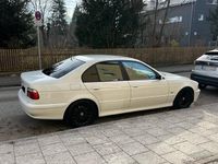 Gebraucht BMW 520 150 PS (110 kW) 2001 Weiß Limousine