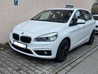 Gebraucht BMW 218 Active Tourer 150 PS (110 kW) 2015 Weiß Van / Kleinbus