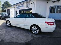 Usata Mercedes E200 184 CV (135 kW) 2011 Bianco Cabrio
