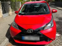 Second-hand Toyota Aygo 69 CP (50 kW) 2015 Roșu Hatchback