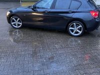 gebraucht BMW 118 118 d Aut. Sport Line