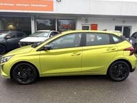 Neu Hyundai i20 90 PS (66 kW) 2025 Gelb Limousine