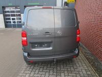 Gebraucht Opel Vivaro Innovation 122 PS (89 kW) 2020 Mondstein grau/e:vulkan grau Van / Kleinbus