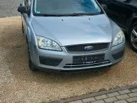 Usata Ford Focus 116 CV (85 kW) 2005 Grigio Berlina