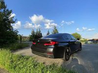 Gebraucht BMW 545e M Sport 392 PS (288 kW) 2021 Grau Limousine