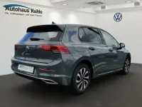 Gebraucht VW Golf VII Active 116 PS (85 kW) 2021 Kleinwagen