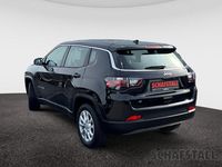 Usado Jeep Compass Altitude 131 HP (96 kW) 2025 Preto SUV
