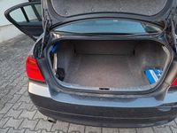 Gebraucht BMW 320 150 PS (110 kW) 2005 Grau Limousine