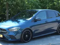 Gebraucht Mercedes B200 163 PS (119 kW) 2021 Denimblau  metalliclack Kleinwagen