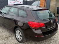 Gebraucht Opel Astra Selection 110 PS (80 kW) 2012 Braun Kombi