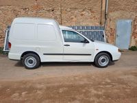 Second-hand VW Caddy 60 CP (44 kW) 2003 Alb Monovolum