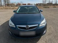 Gebraucht Opel Astra 100 PS (73 kW) 2010 Blau Kleinwagen