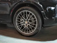 Gebraucht Porsche Cayenne S Sport 441 PS (324 kW) 2018 Schwarz SUV