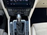 Gebraucht VW Passat Highline 220 PS (161 kW) 2017 Blau Kombi