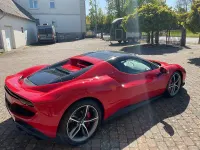 Neu Ferrari 296 830 PS (610 kW) 2025 Rot Cabrio