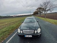 Gebraucht Mercedes E200 Elegance 122 PS (89 kW) 2003 Schwarz Limousine