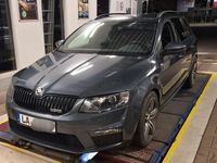 Gebraucht Skoda Octavia RS 184 PS (135 kW) 2014 Grau Kleinwagen