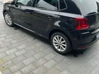 Gebraucht VW Polo LOUNGE 60 PS (44 kW) 2015 Schwarz Limousine