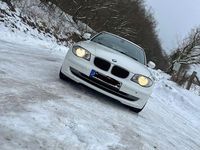 Gebraucht BMW 118 143 PS (105 kW) 2011 Weiß Kleinwagen