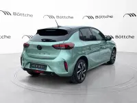 Neu Opel Corsa 101 PS (74 kW) 2026 Eukalyptus grün /typ aussenverkleidung metalliclackierung Kleinwagen