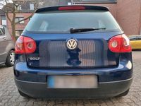 Gebraucht VW Golf V 74 PS (54 kW) 2005 Blau Kleinwagen