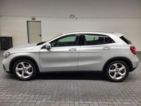 Gebraucht Mercedes GLA180 122 PS (89 kW) 2019 Silber (iridiumsilbermet.) SUV