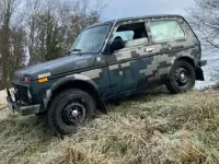 Gebraucht Lada niva 83 PS (61 kW) 2011 SUV