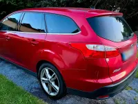Gebraucht Ford Focus 165 PS (121 kW) 2013 Rot Kombi