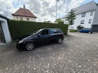 Gebraucht Mercedes B180 122 PS (89 kW) 2012 Schwarz Kleinwagen