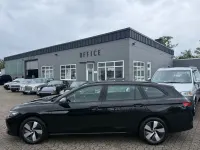 Gebraucht VW Passat 150 PS (110 kW) 2025 Schwarz Kombi